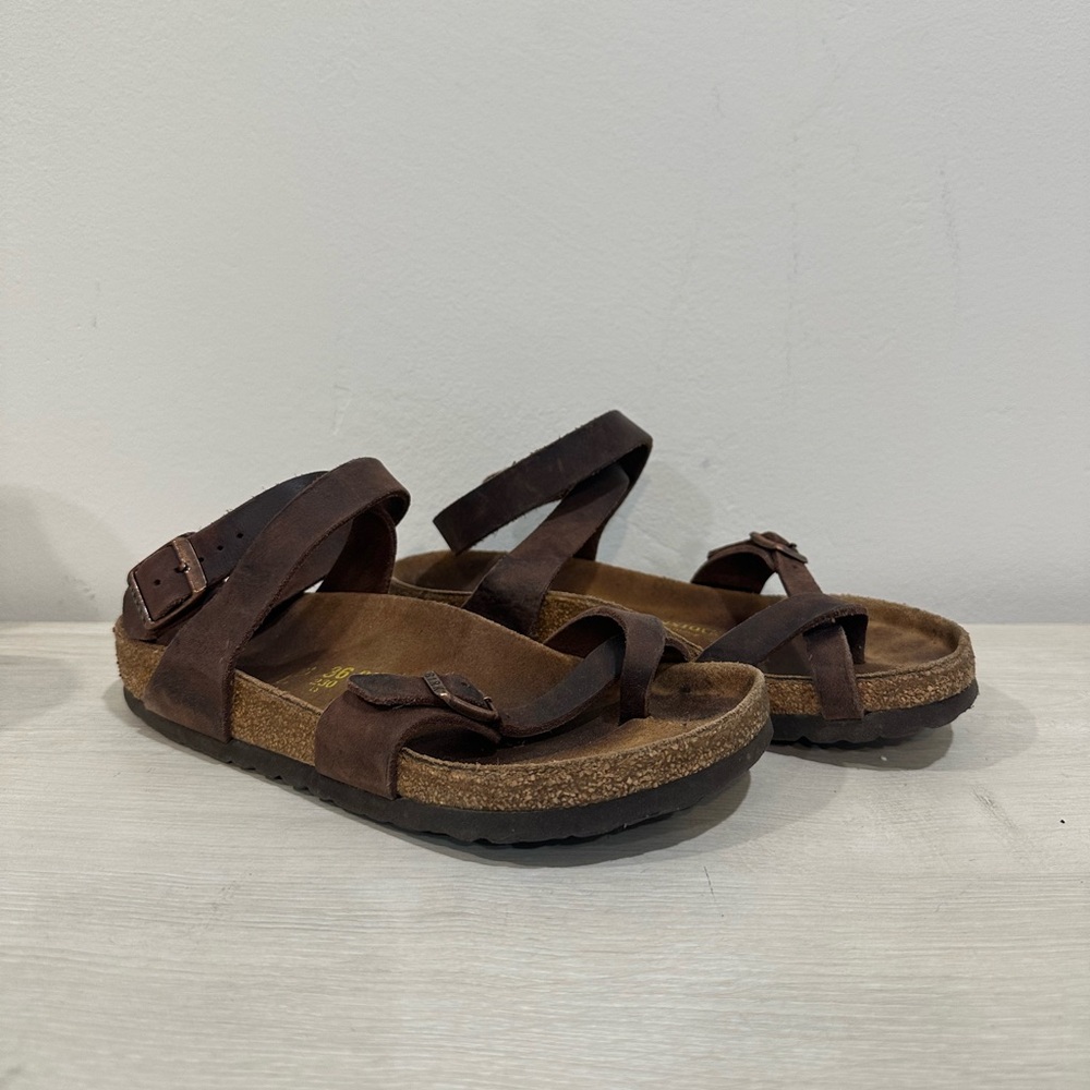 Birkenstock Yara Sandal